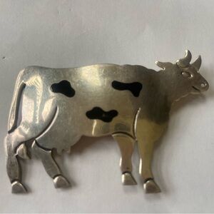 Large Sterling Silver cow pendant/brooch